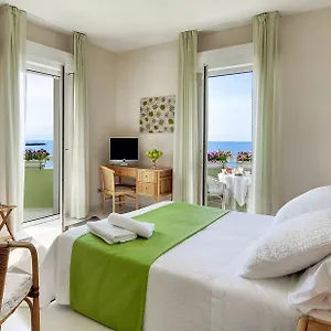 Hotel Mida, Scoglitti